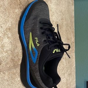 Boys Fila Tennis Shoe